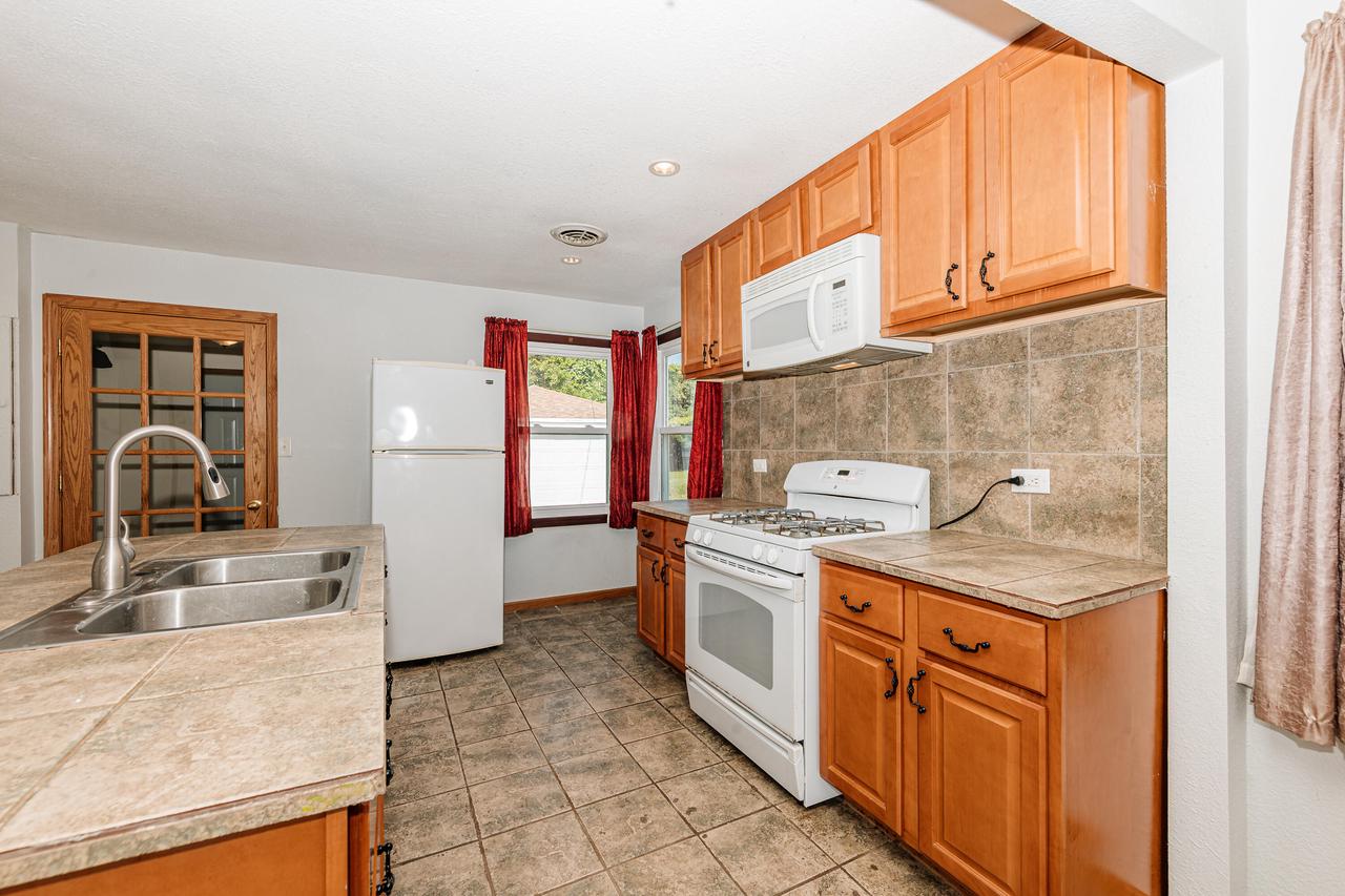 7191 S 37th PLACE
