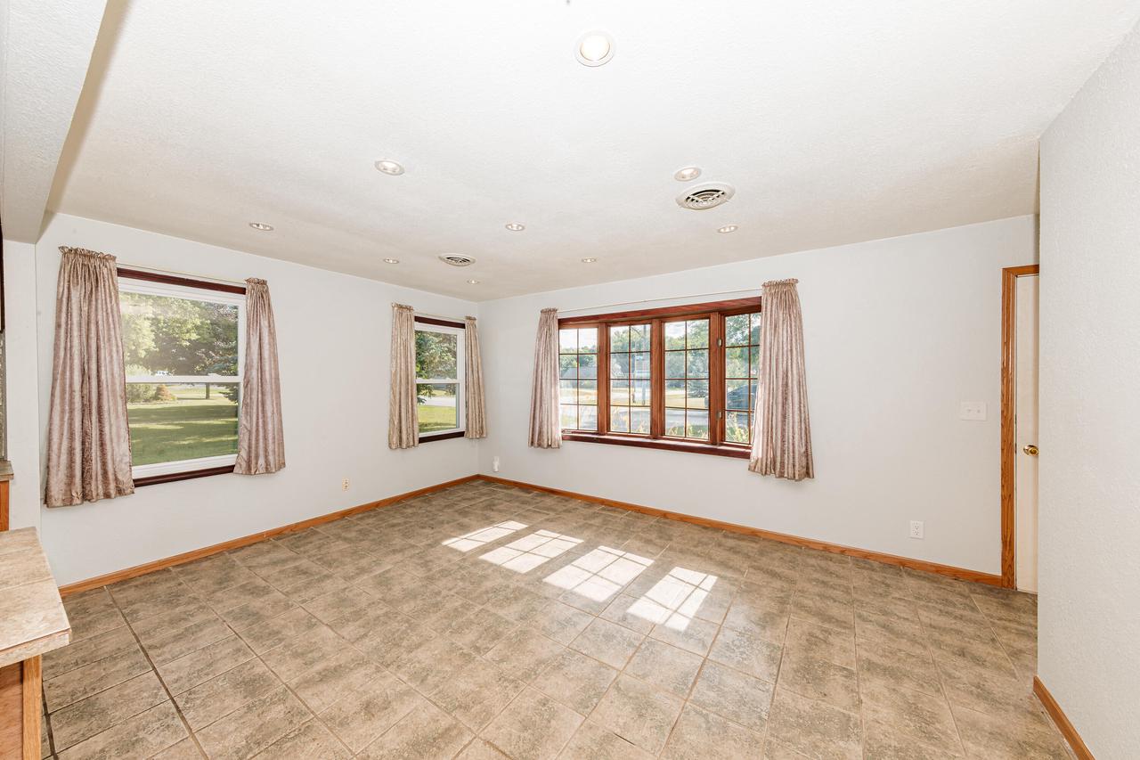 7191 S 37th PLACE