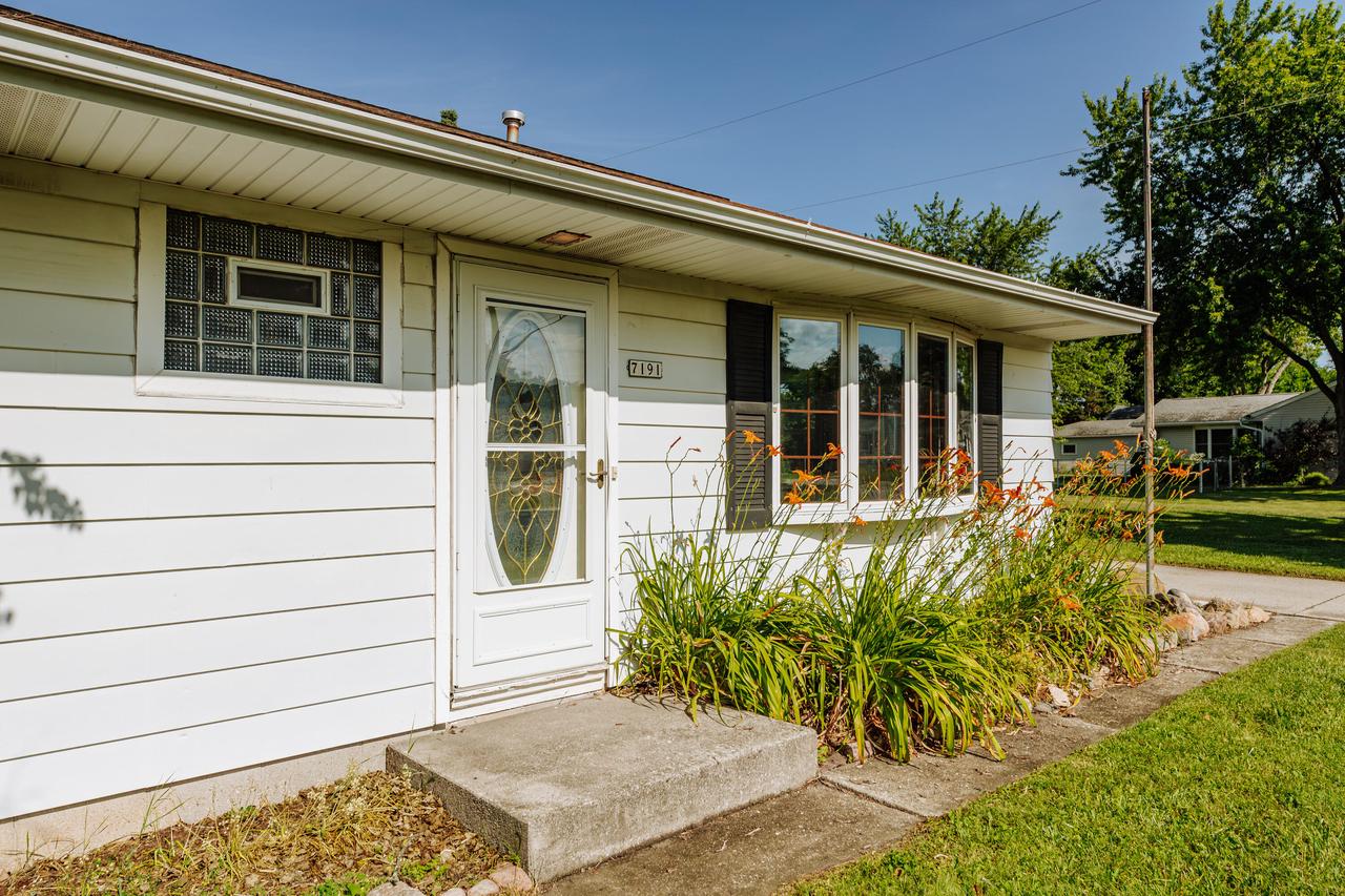 7191 S 37th PLACE