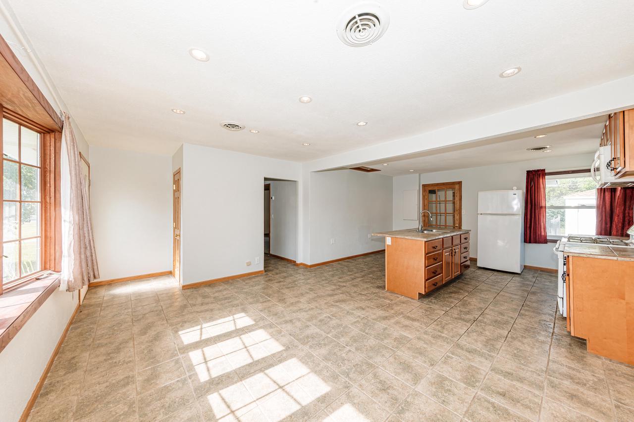 7191 S 37th PLACE