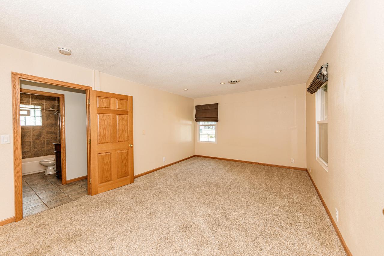 7191 S 37th PLACE