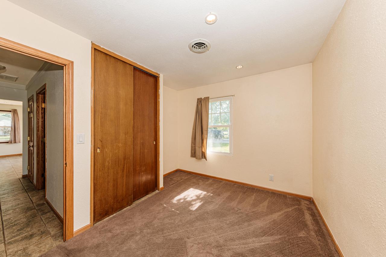 7191 S 37th PLACE