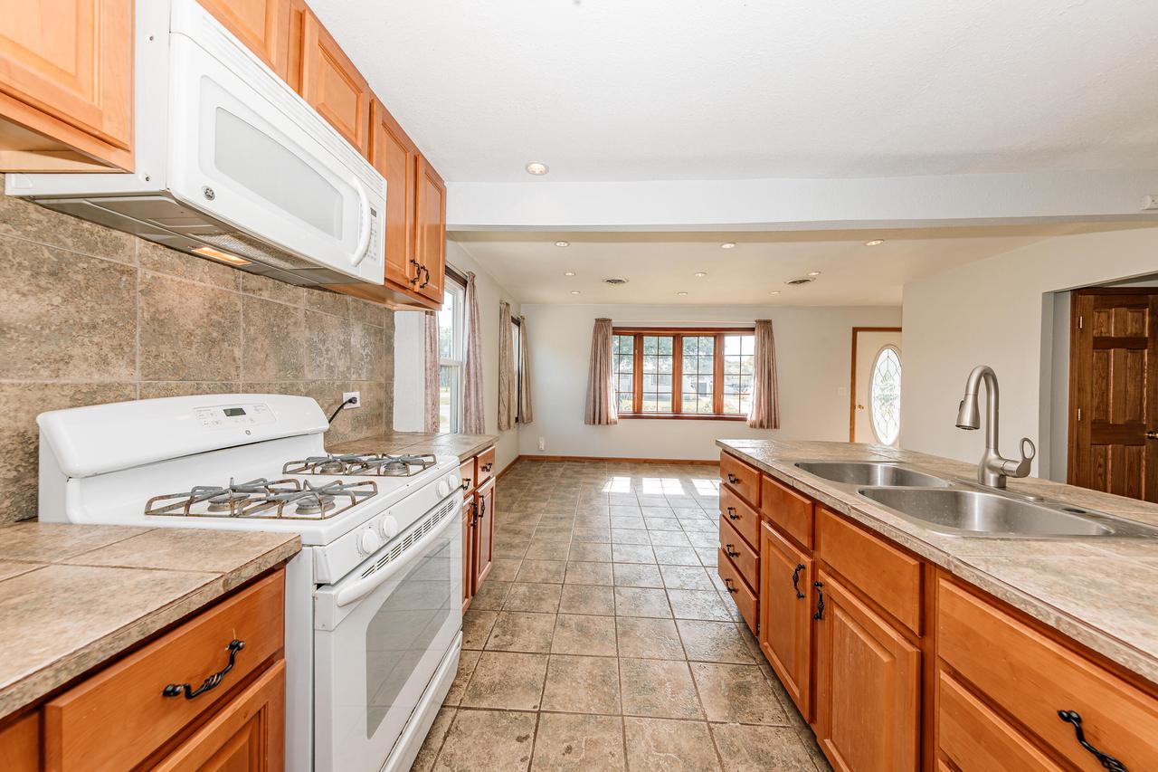 7191 S 37th PLACE