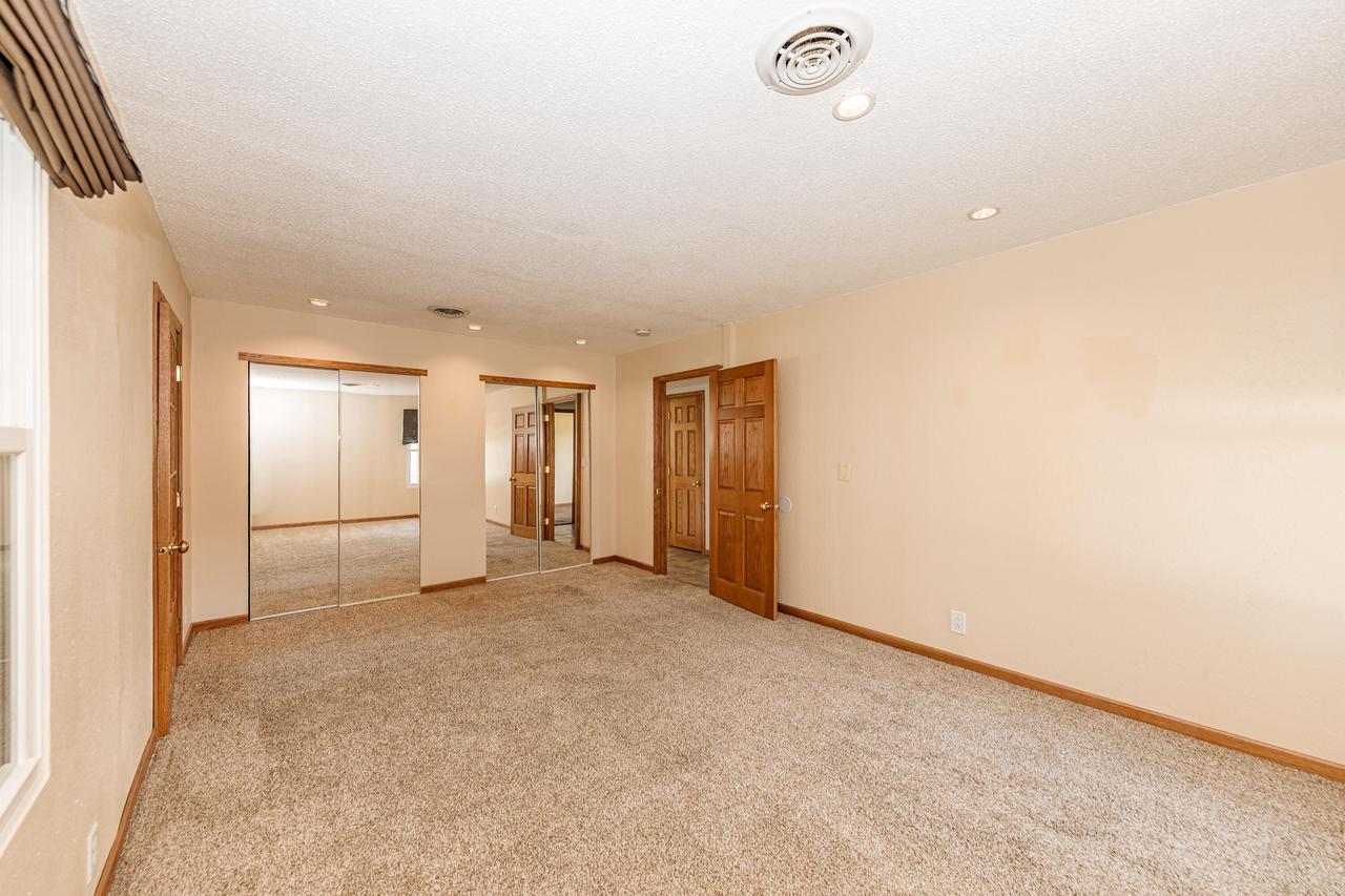 7191 S 37th PLACE