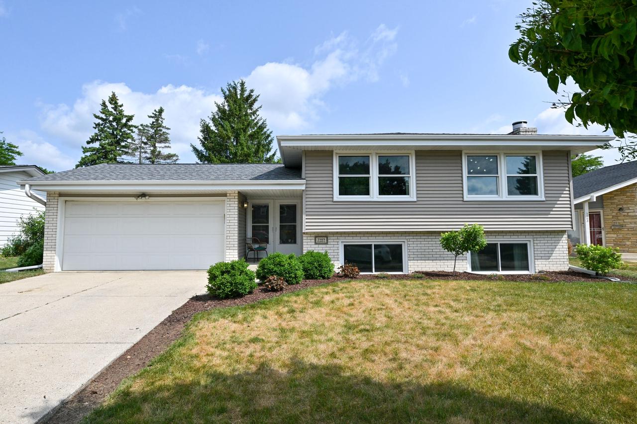 5989 Sugarbush LANE