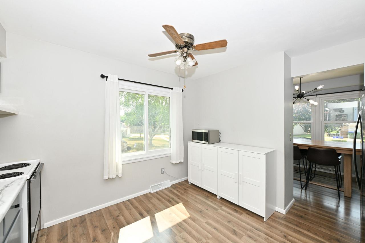 5989 Sugarbush LANE