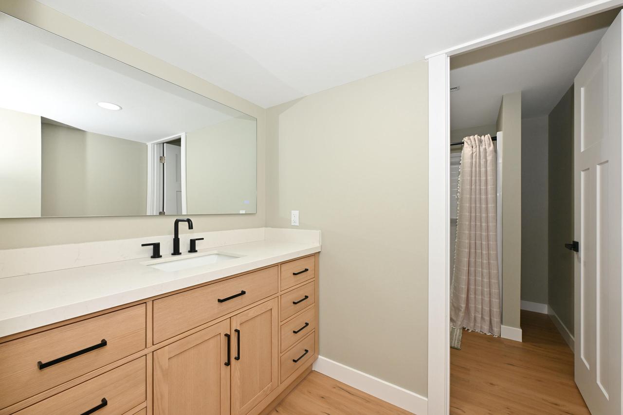 5989 Sugarbush LANE