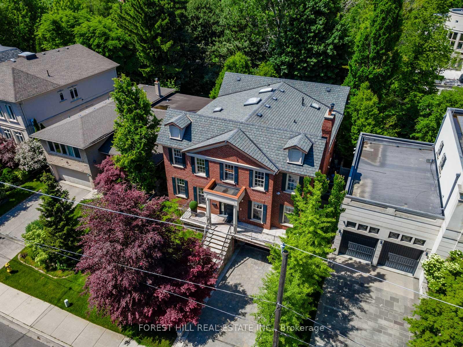 230 Hillhurst Boulevard, Toronto