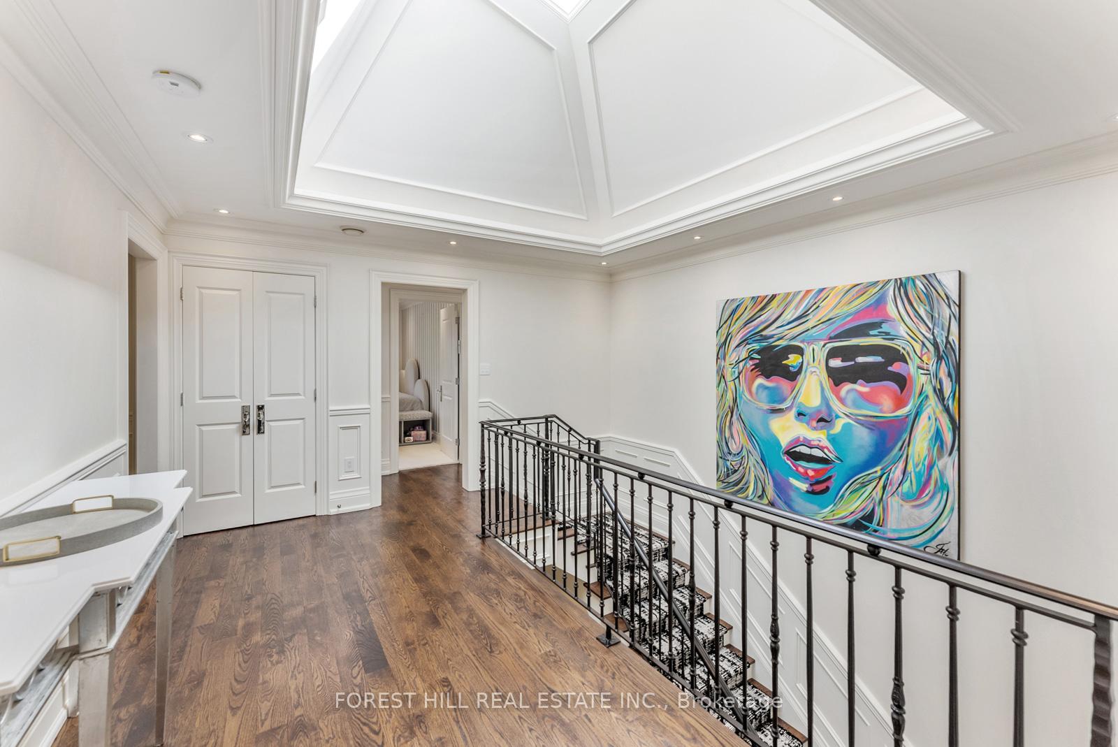 230 Hillhurst Boulevard, Toronto