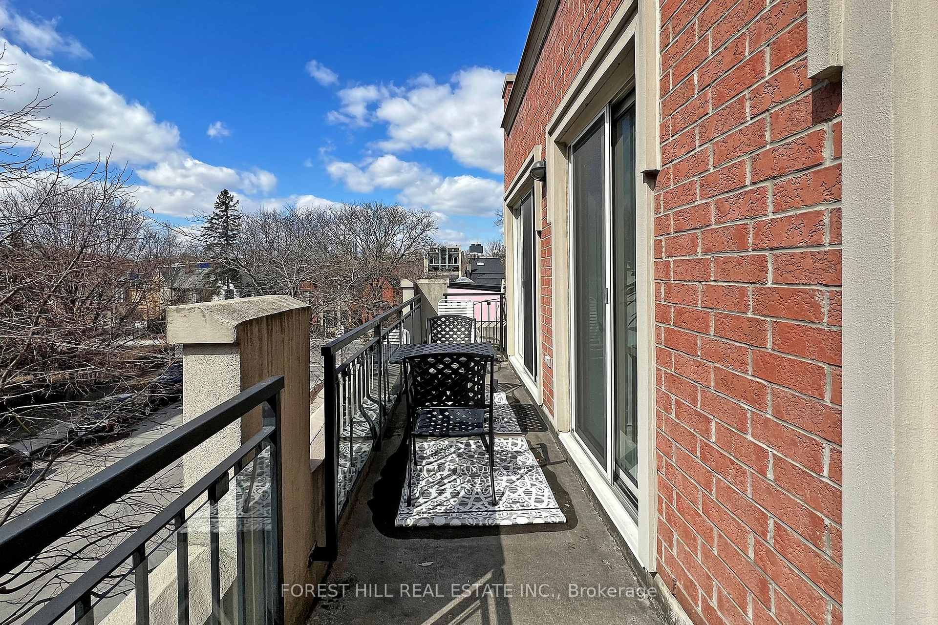 #302 - 77 McMurrich Street, Toronto Unit: 302