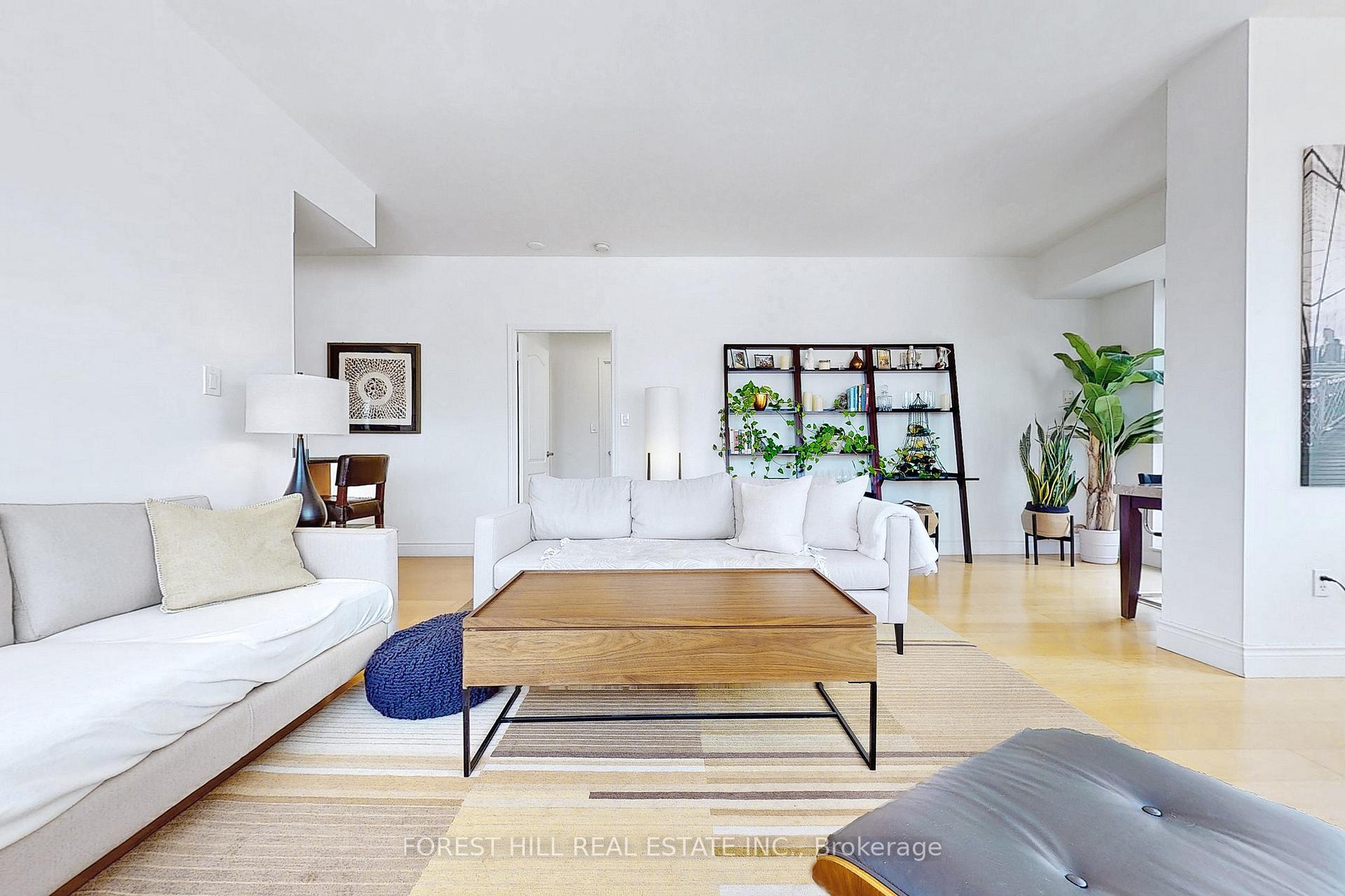 #302 - 77 McMurrich Street, Toronto Unit: 302