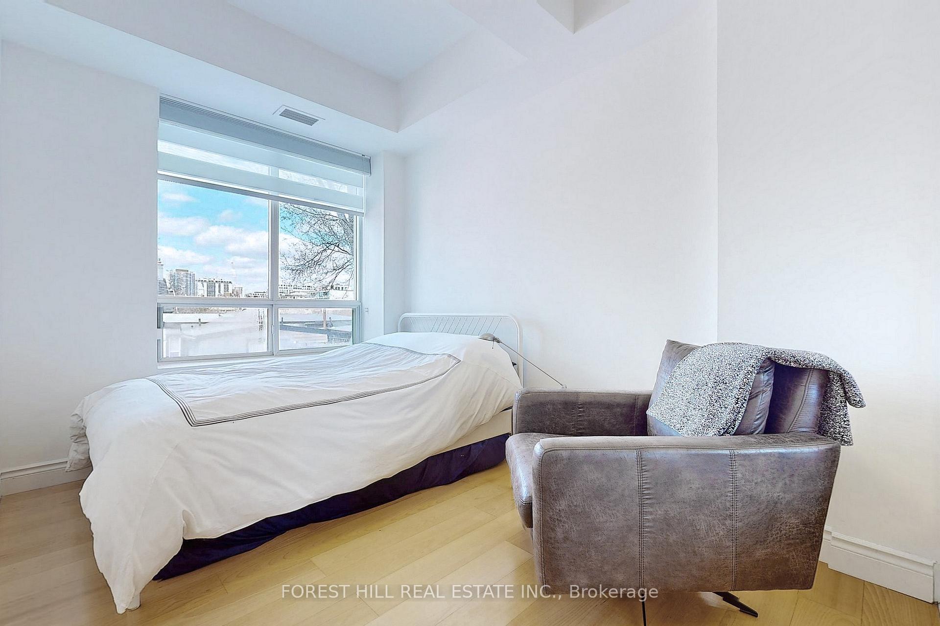 #302 - 77 McMurrich Street, Toronto Unit: 302