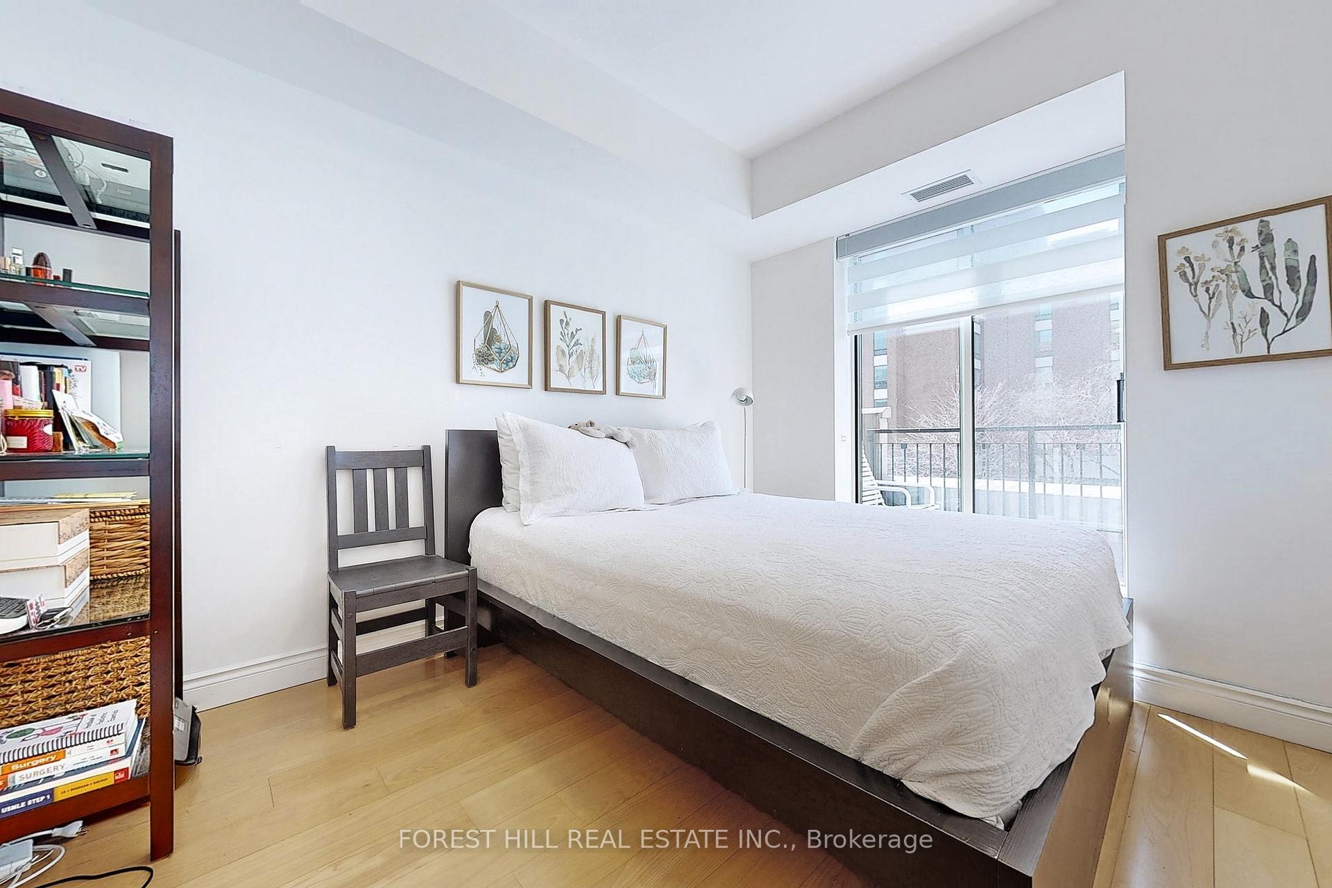 #302 - 77 McMurrich Street, Toronto Unit: 302