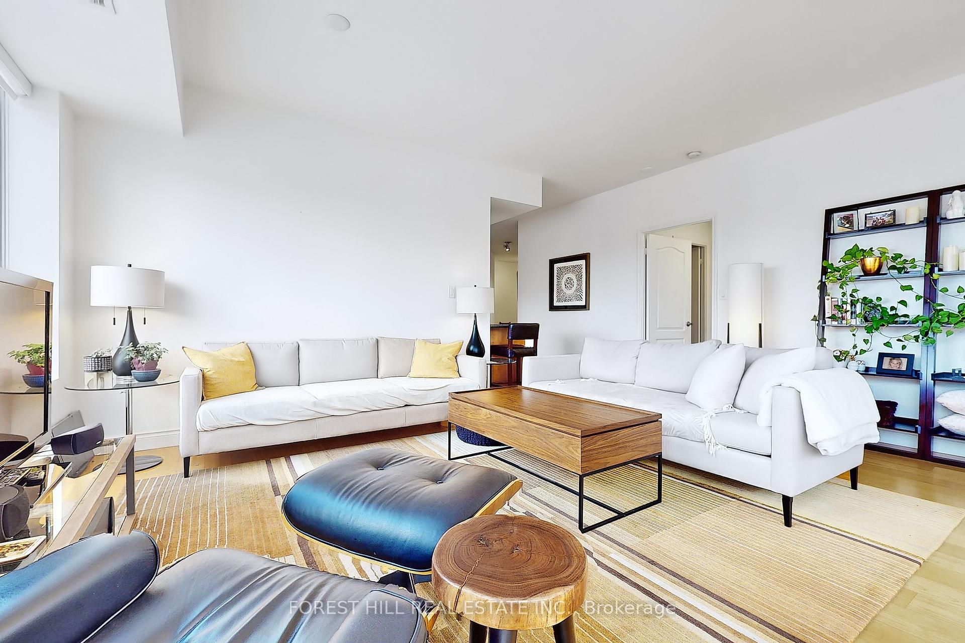 #302 - 77 McMurrich Street, Toronto Unit: 302