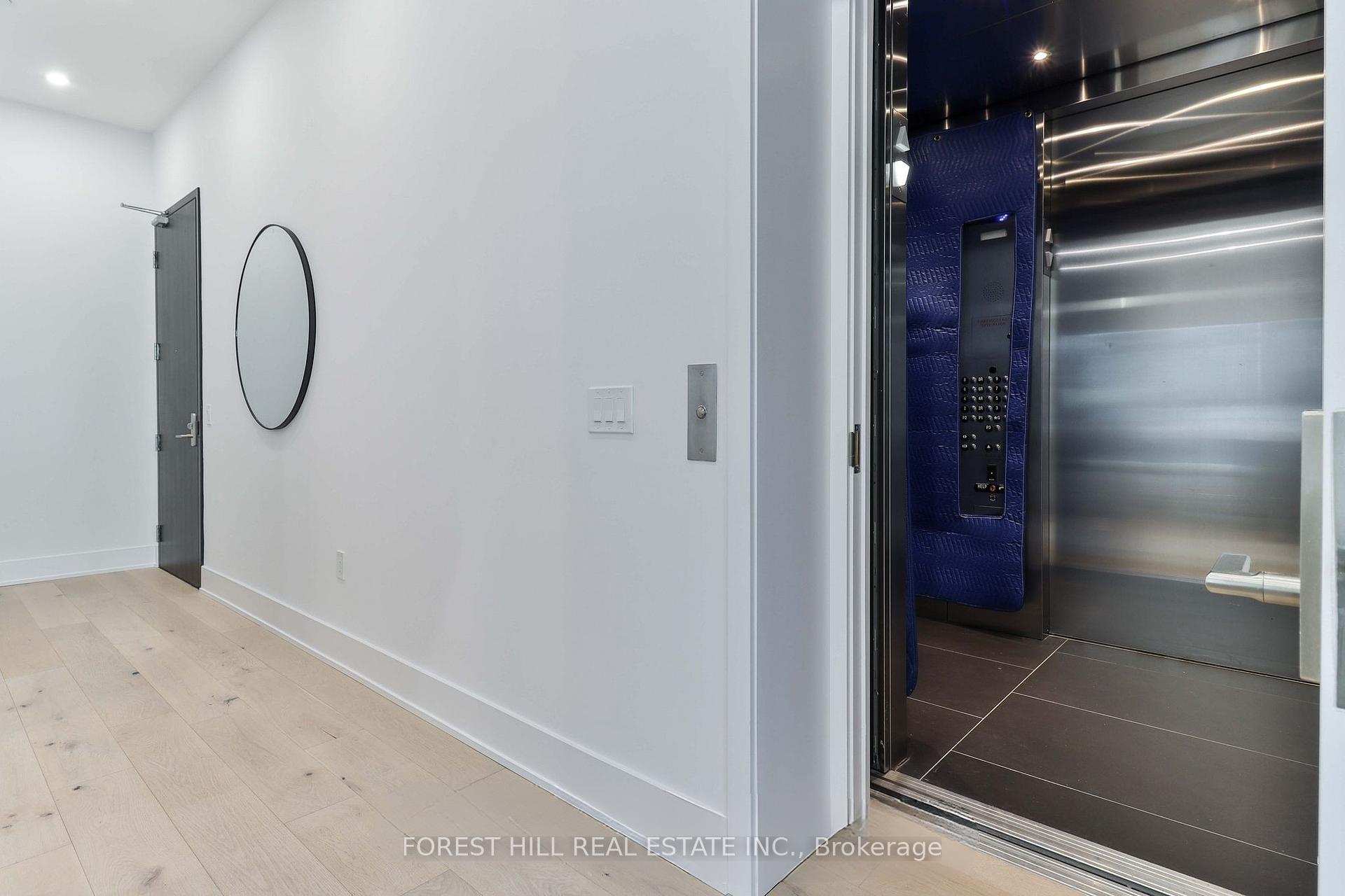 #PH02 - 346 Davenport Road, Toronto Unit: PH02