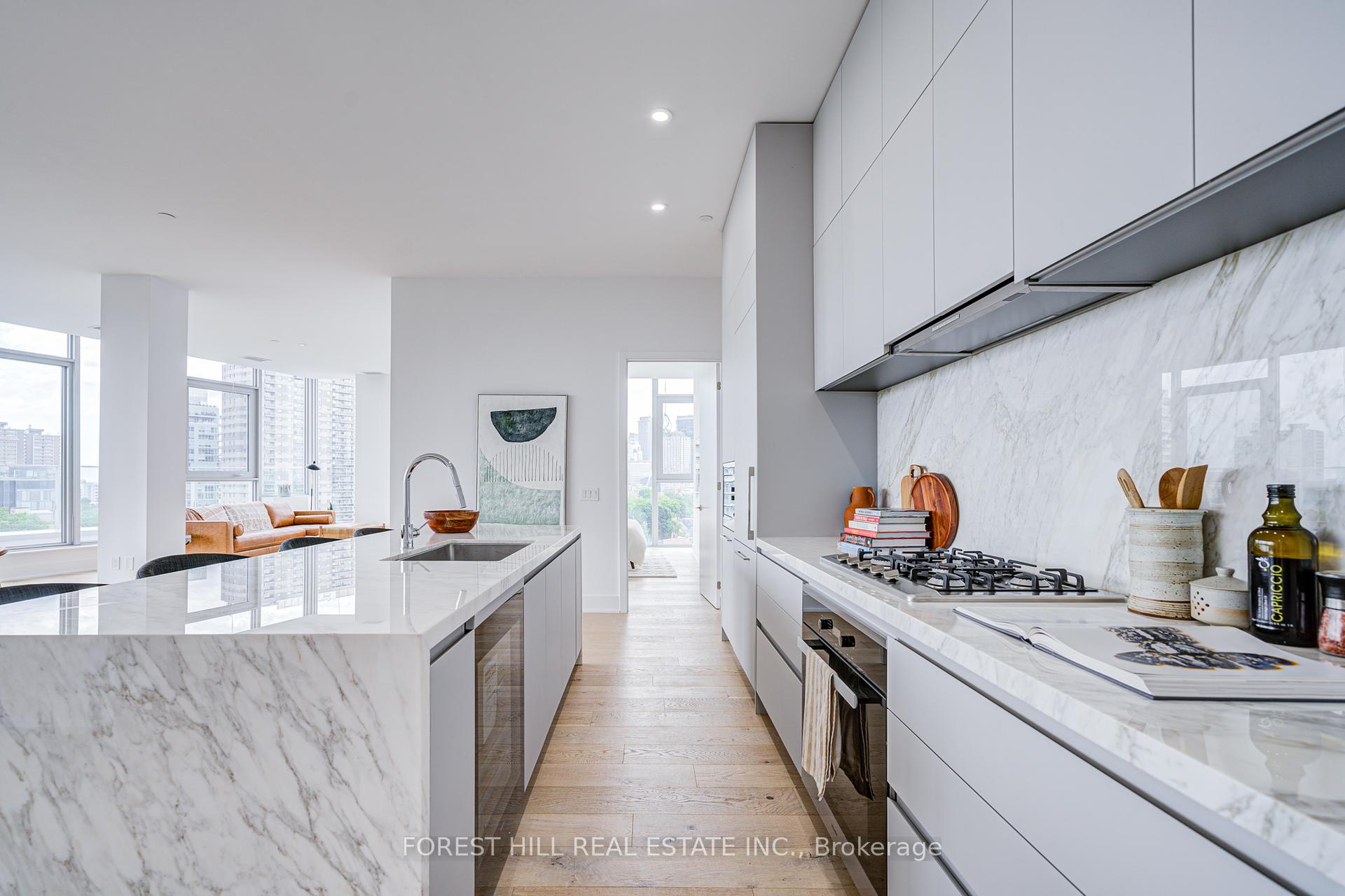 #PH02 - 346 Davenport Road, Toronto Unit: PH02