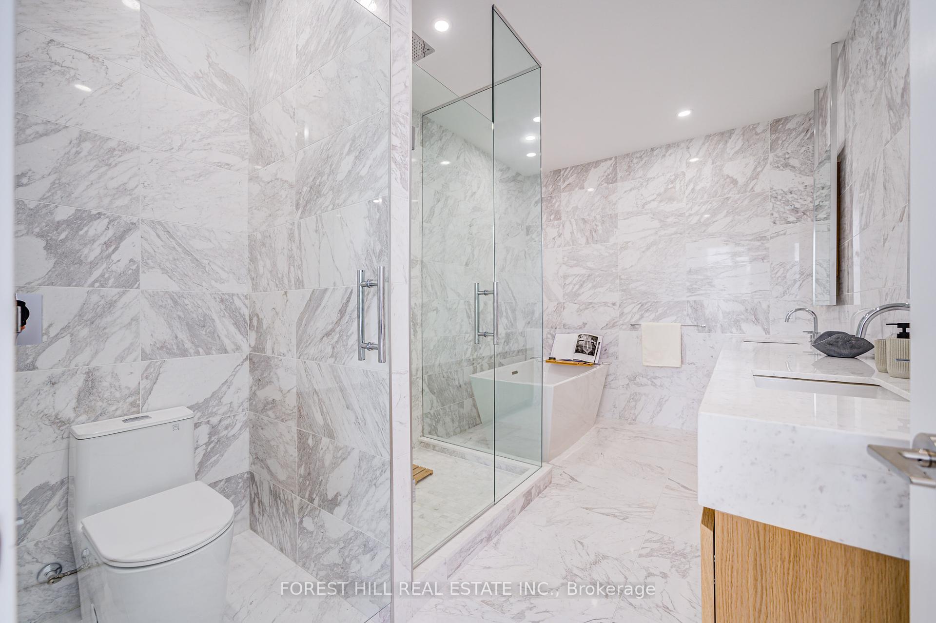 #PH02 - 346 Davenport Road, Toronto Unit: PH02