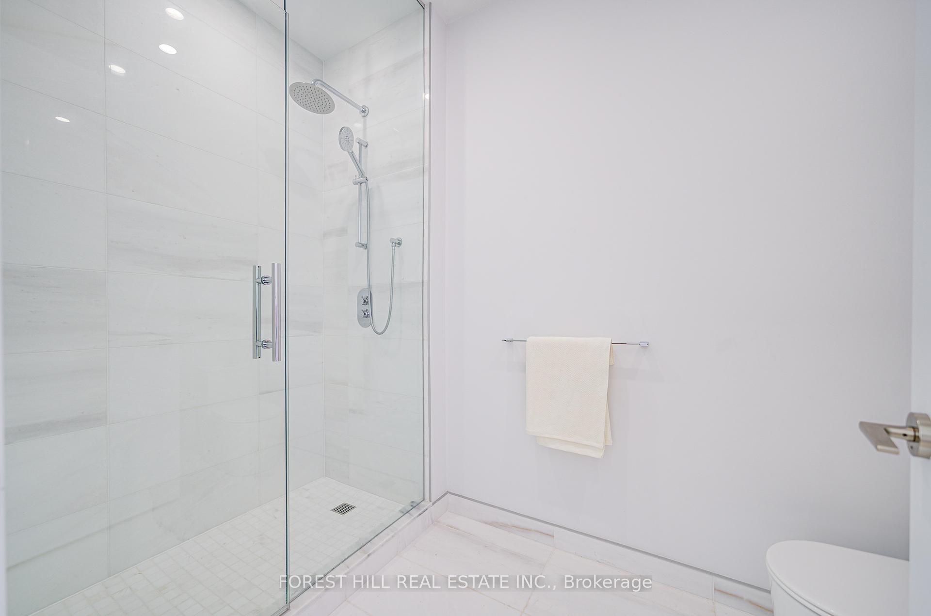 #PH02 - 346 Davenport Road, Toronto Unit: PH02