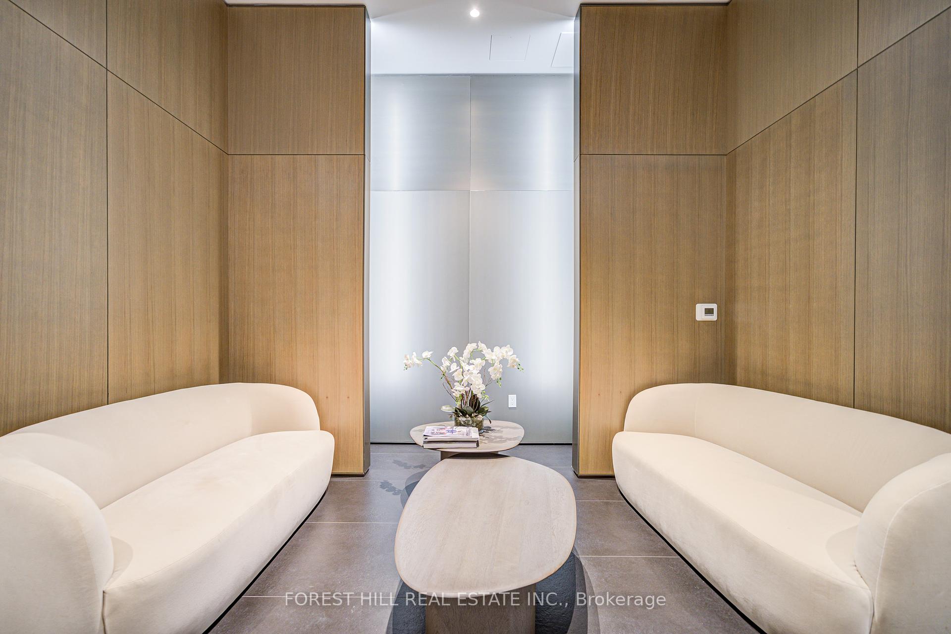 #PH02 - 346 Davenport Road, Toronto Unit: PH02