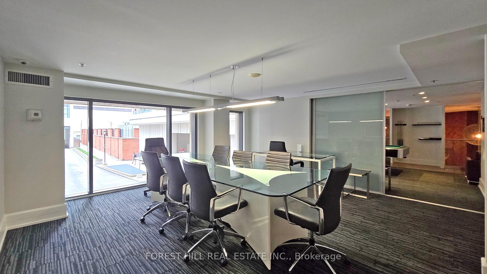 111 Elizabeth Street 1506, Toronto C01 Unit: 1506