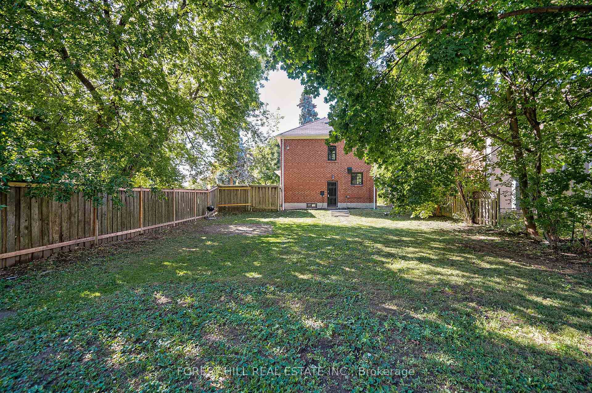 27 Westgate Boulevard