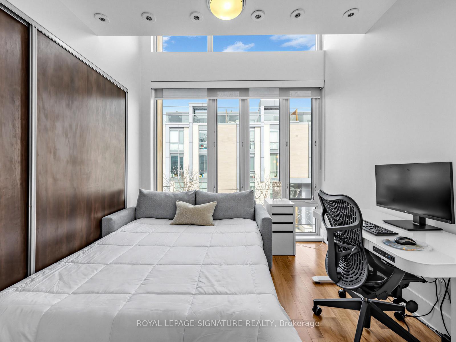 845 Richmond Street W