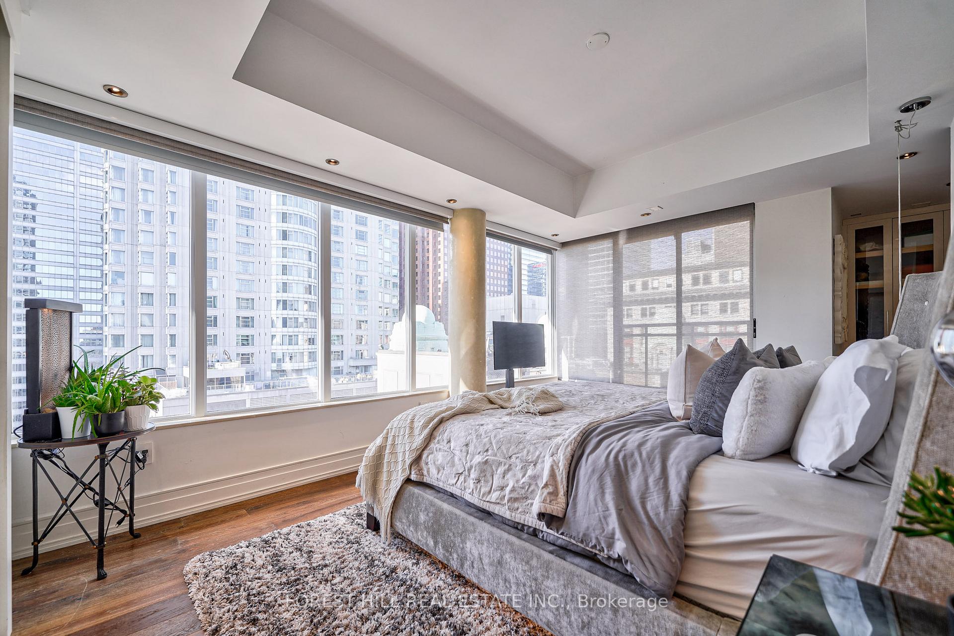 8 Colborne Street Ph2701, Toronto Unit: Ph2701