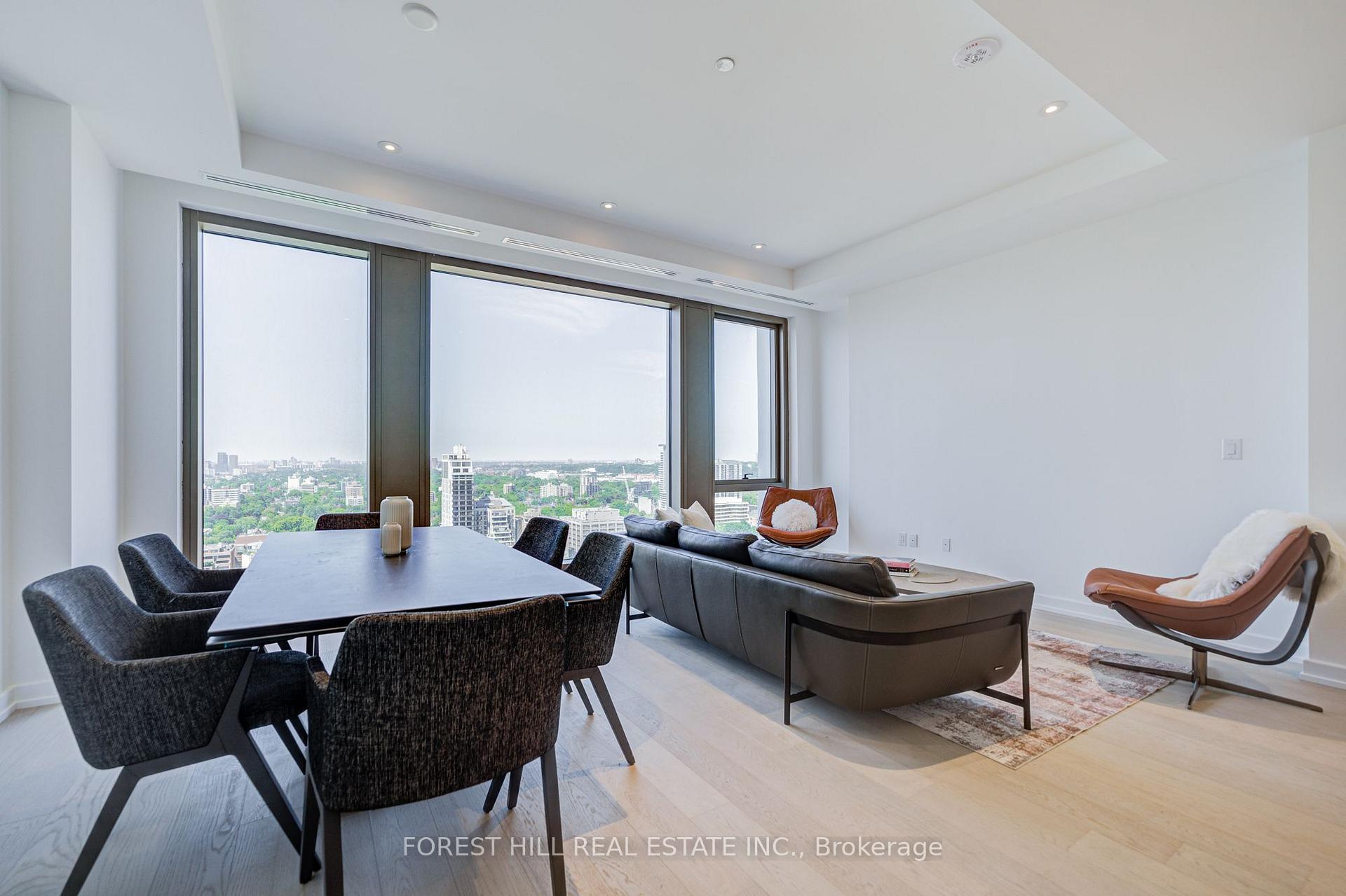 1315 BAY Street 2202, Toronto Unit: 2202