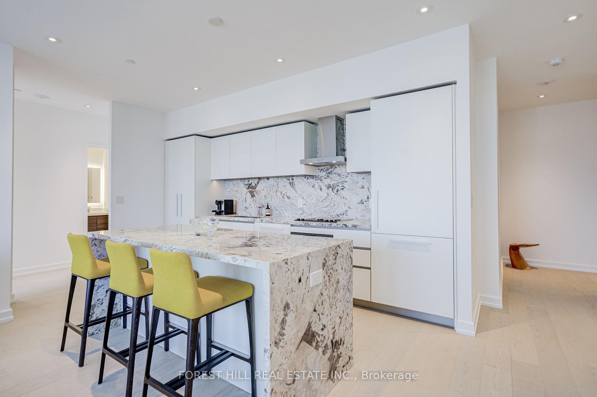 1315 BAY Street 2202, Toronto Unit: 2202