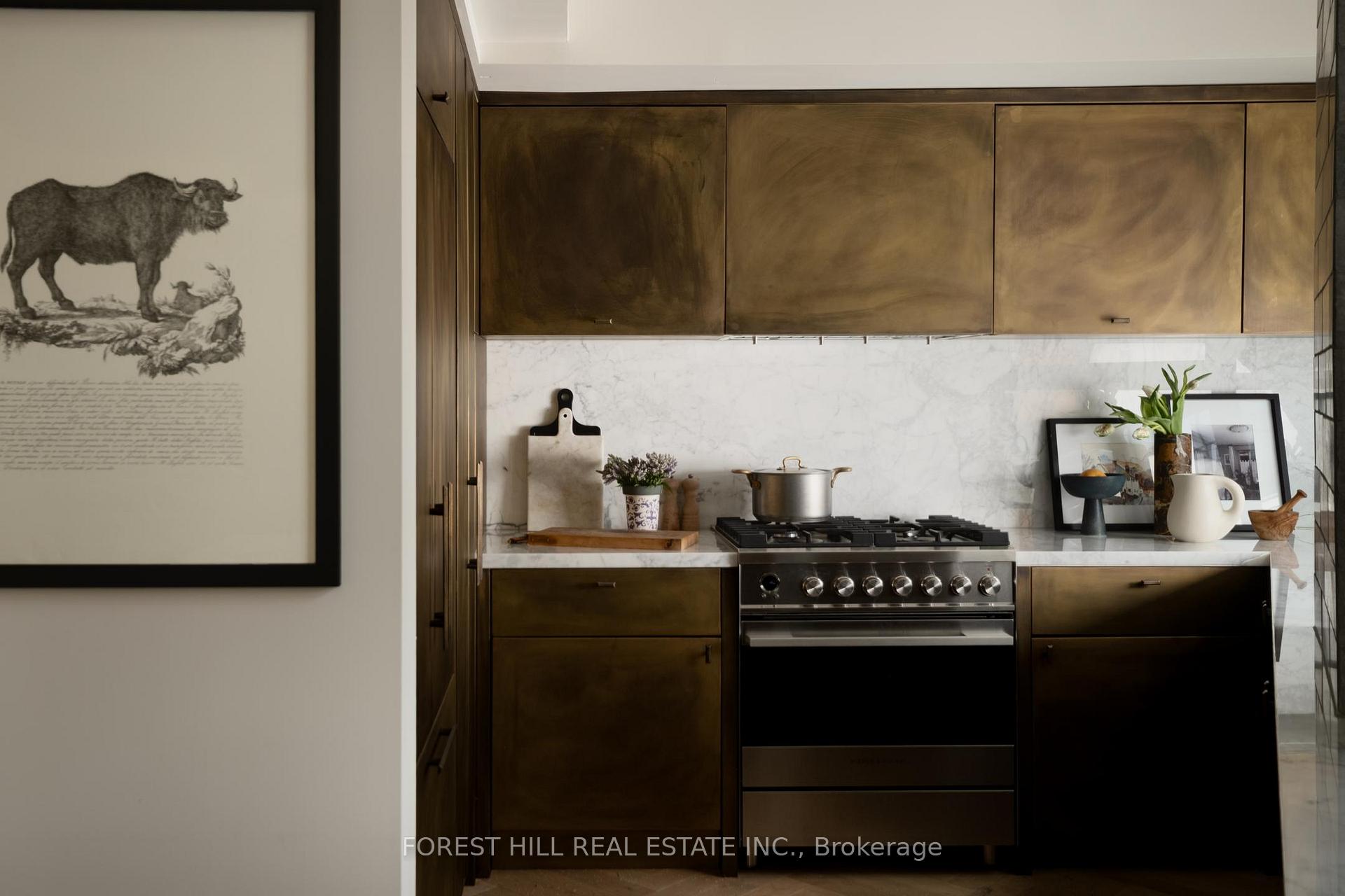 295 Davenport Road 205, Toronto Unit: 205