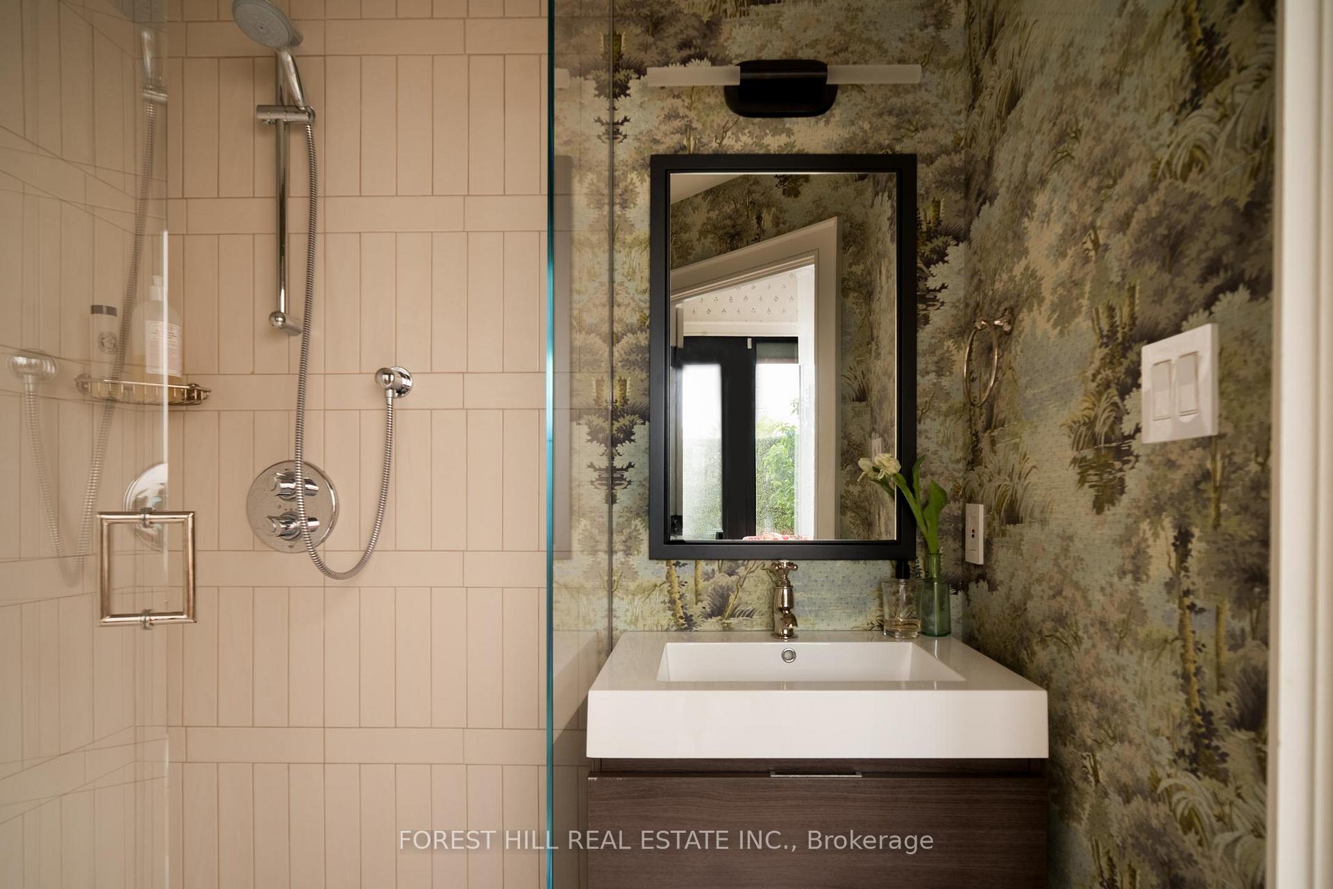 295 Davenport Road 205, Toronto Unit: 205