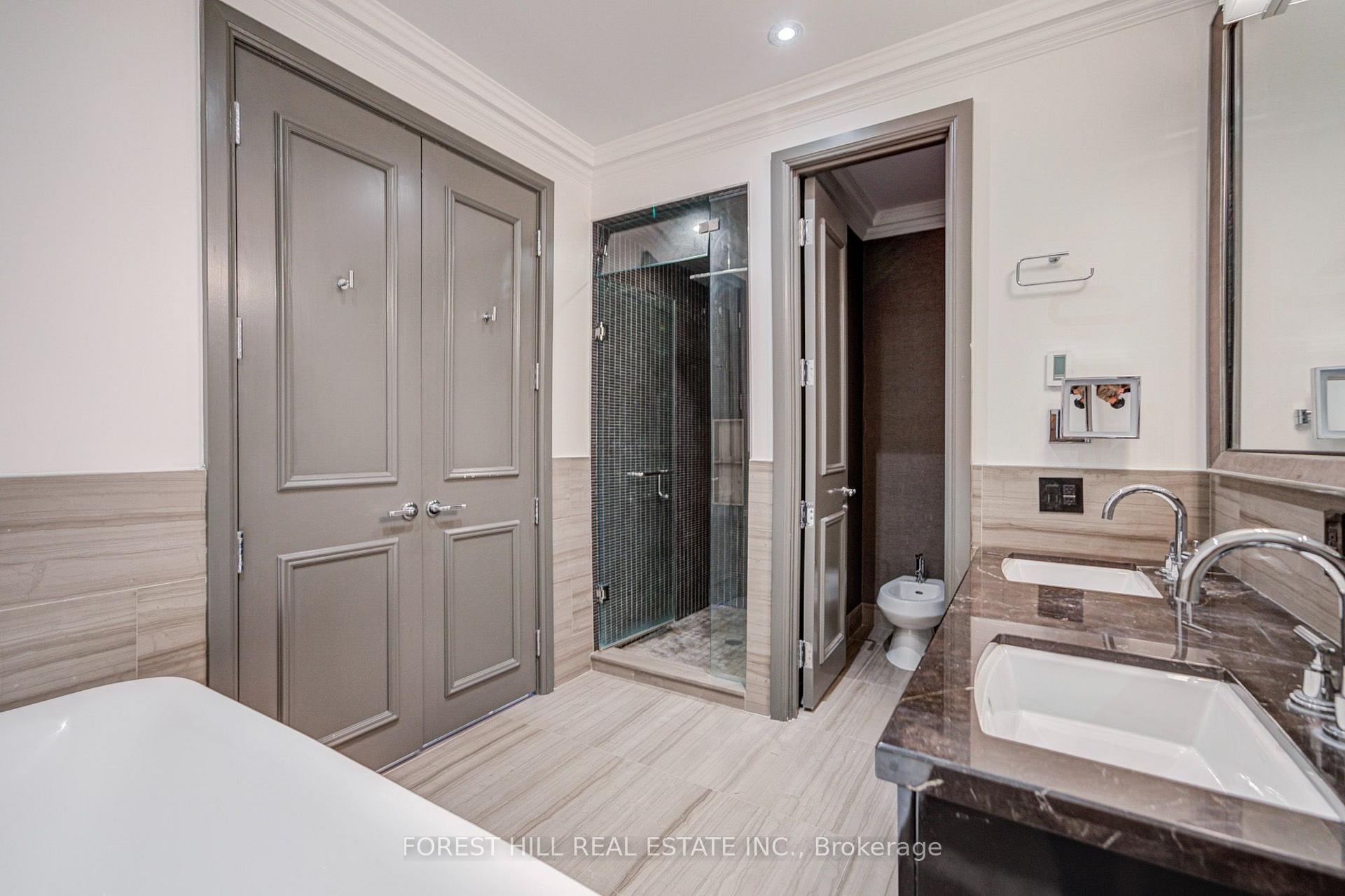 311 Bay Street 4805, Toronto Unit: 4805