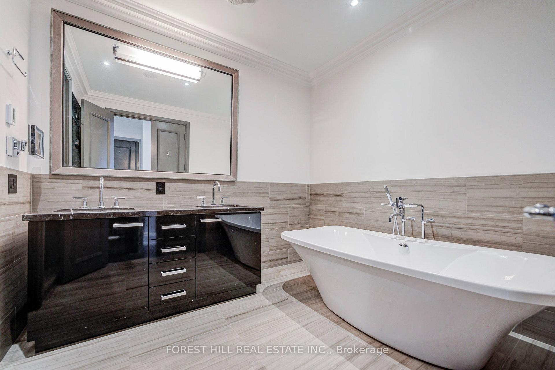 311 Bay Street 4805, Toronto Unit: 4805