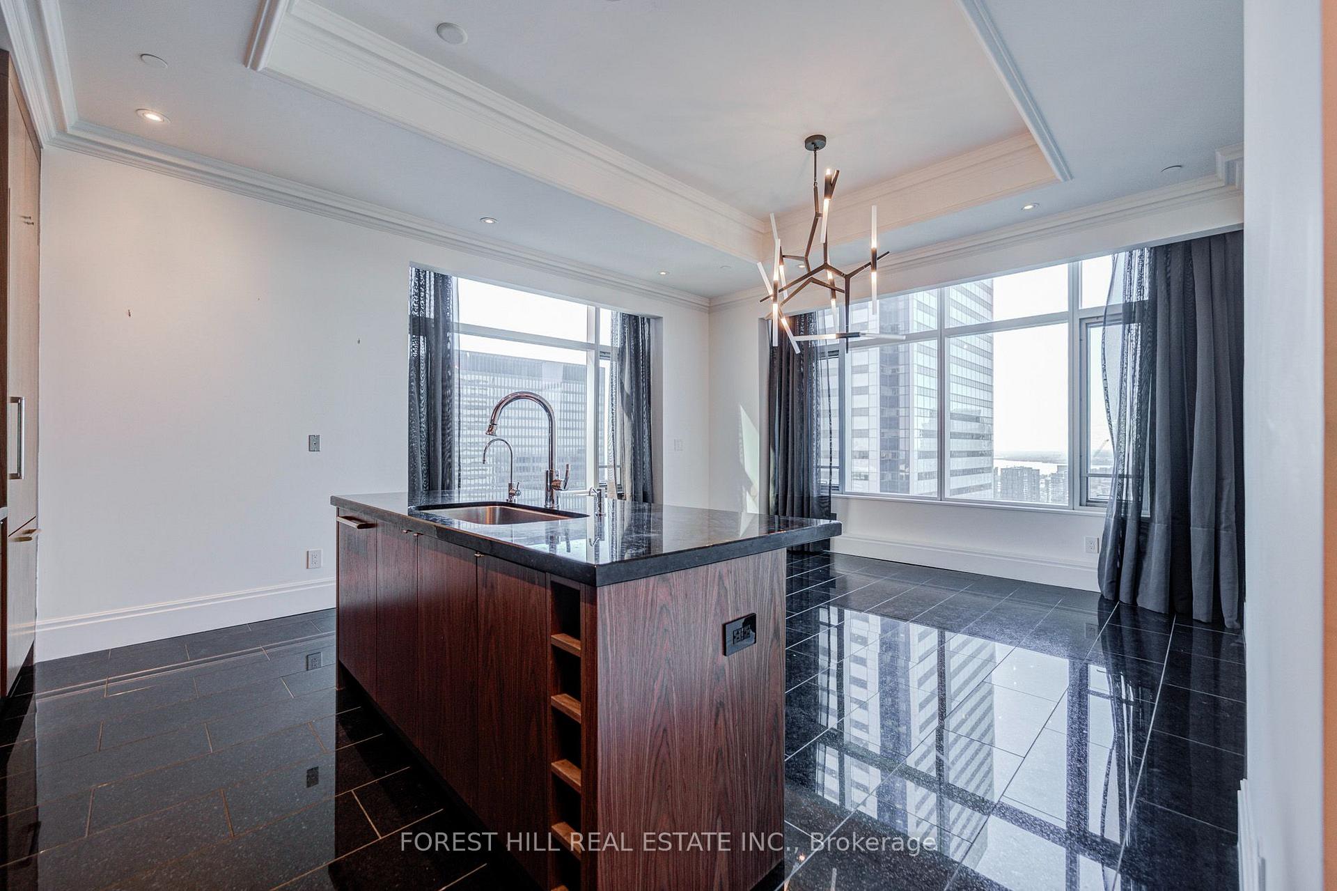 311 Bay Street 4805, Toronto Unit: 4805