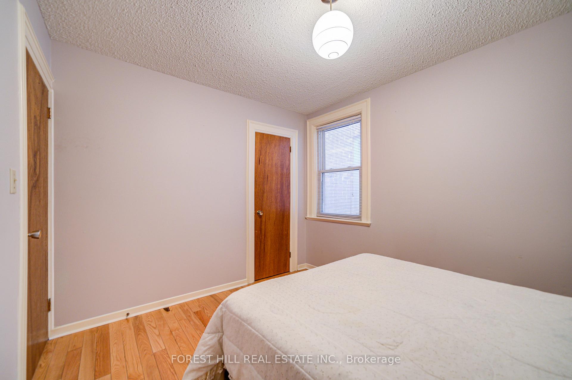 8 Norman Avenue, Toronto W03