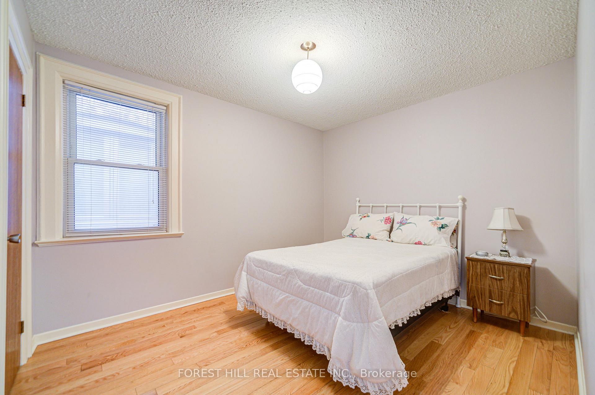 8 Norman Avenue, Toronto W03