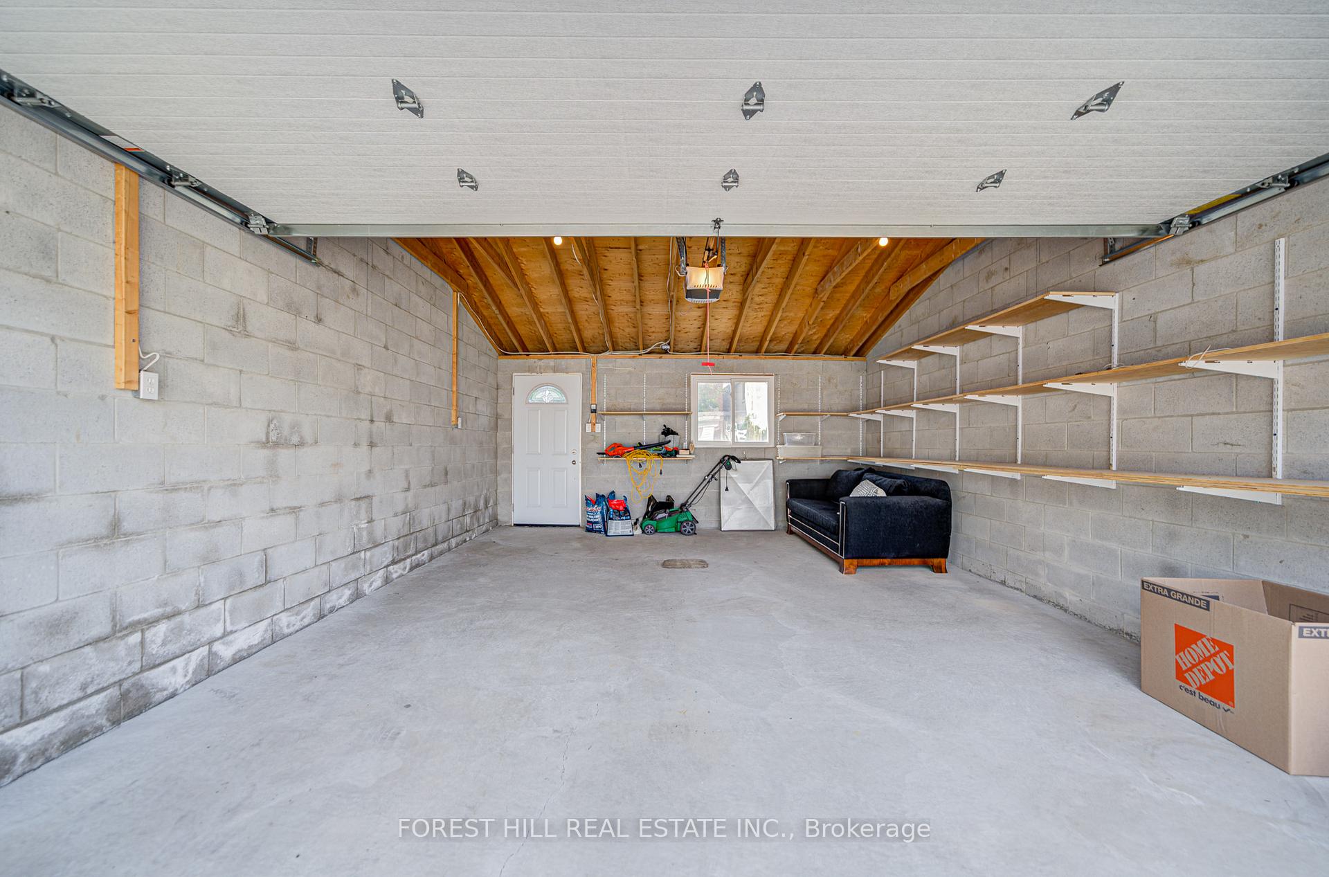 8 Norman Avenue, Toronto W03