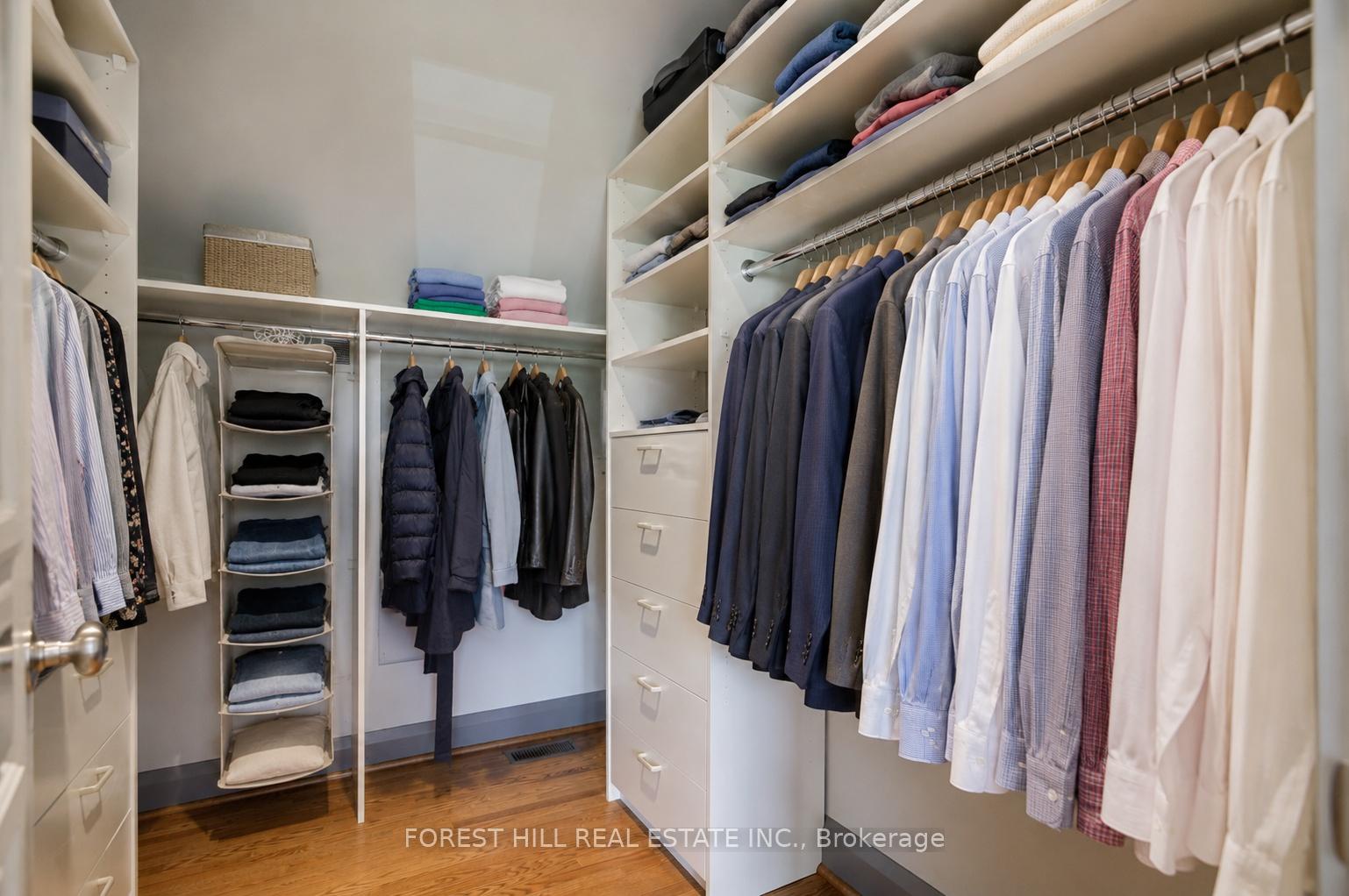 1381 Lorne Park Road