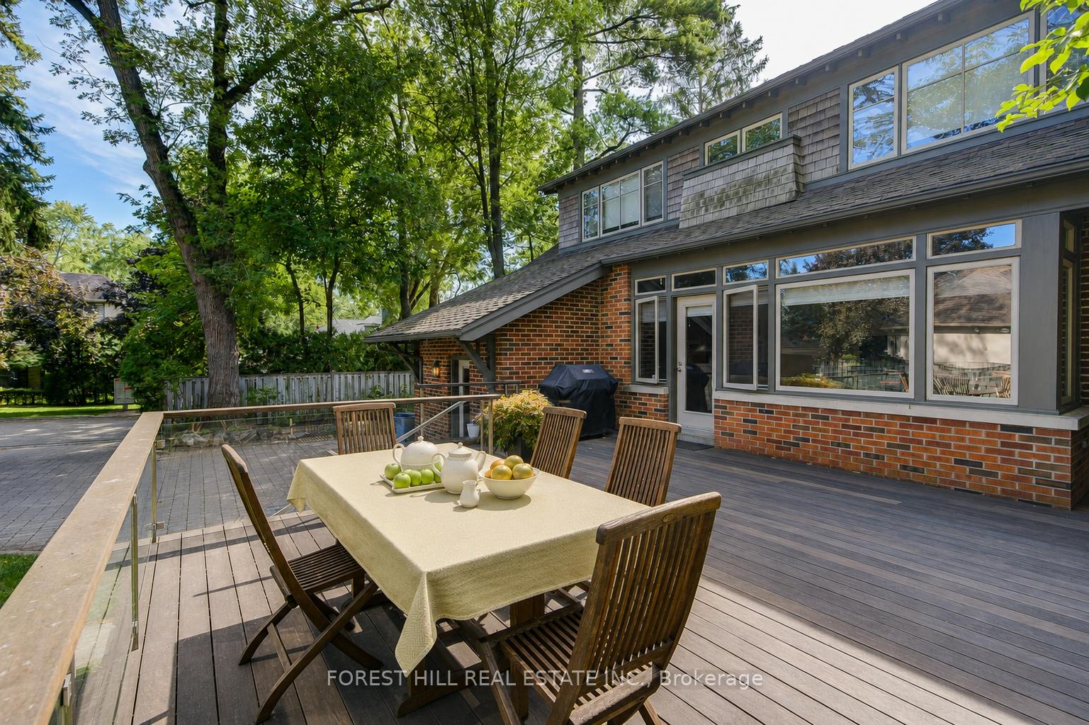 1381 Lorne Park Road