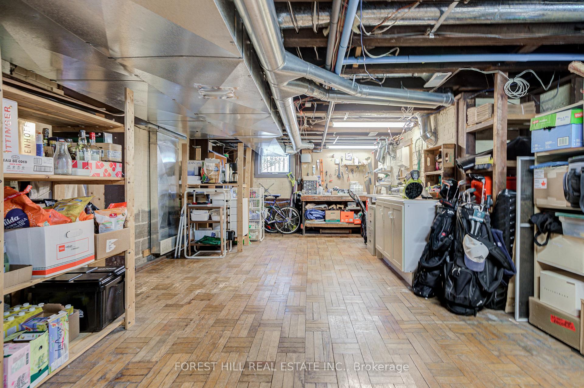 1381 Lorne Park Road