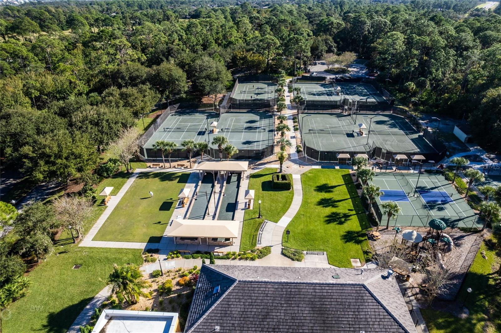 3 VILLAGE VIEW DR