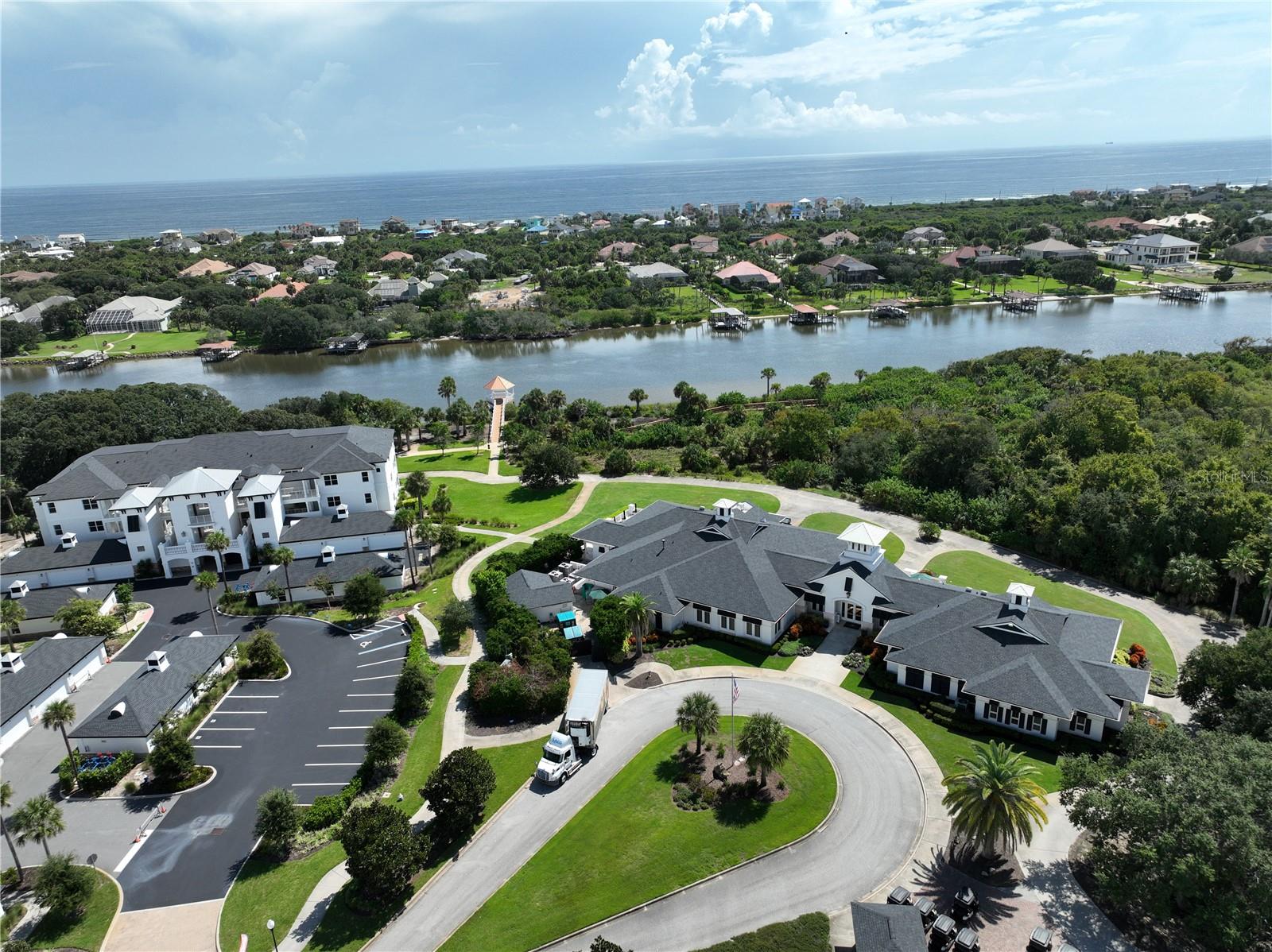 3 VILLAGE VIEW DR