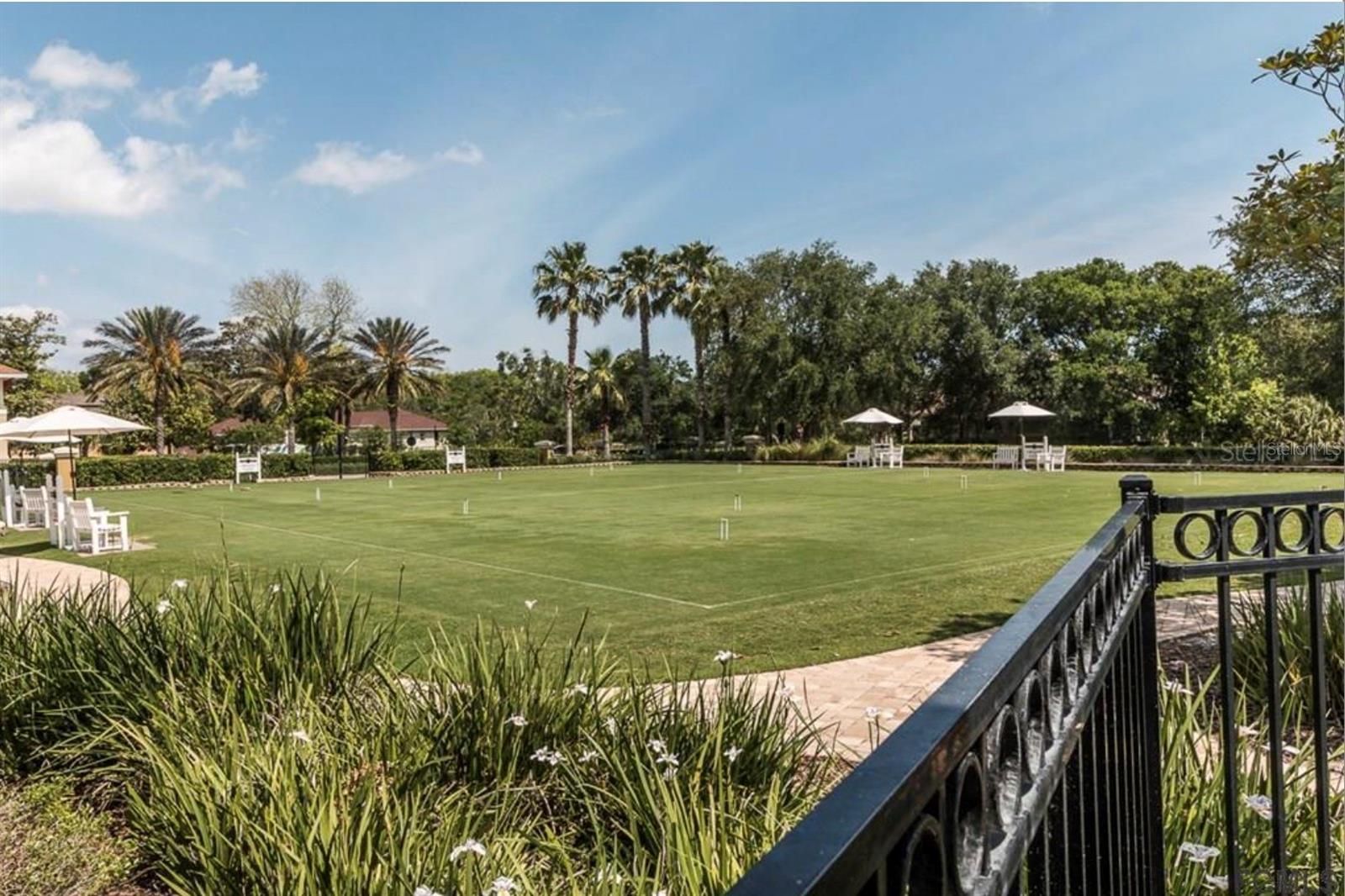 3 VILLAGE VIEW DR