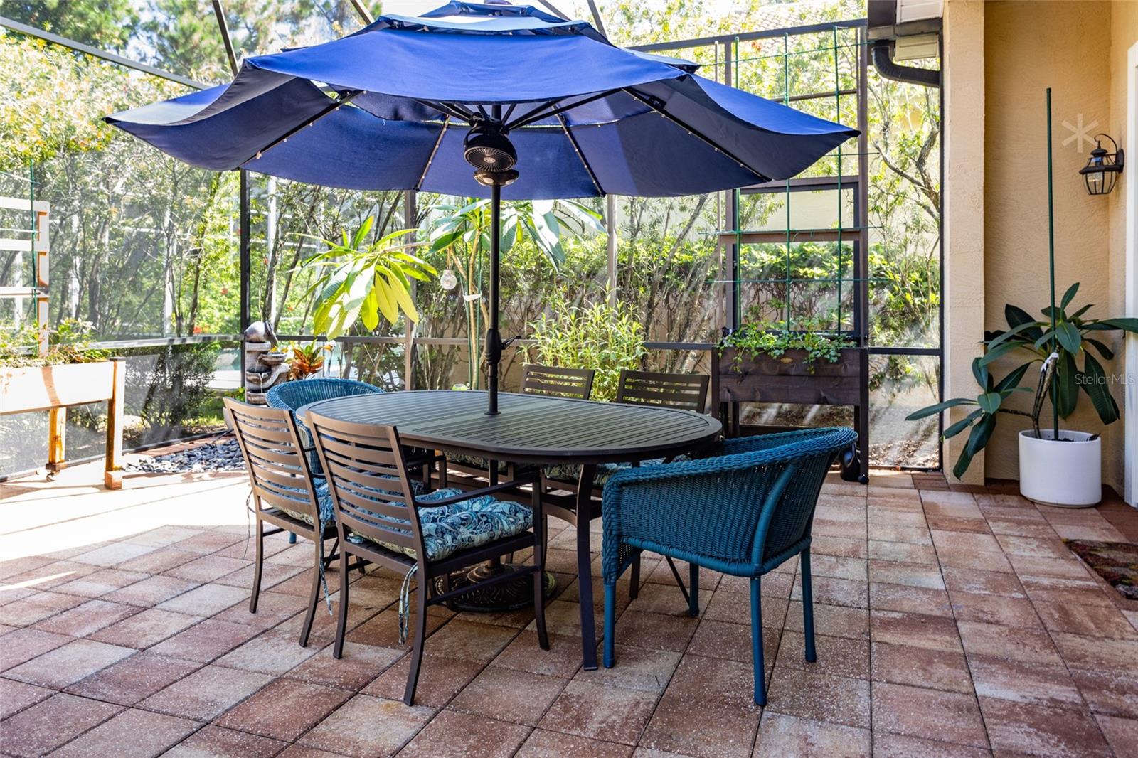 3 VILLAGE VIEW DR