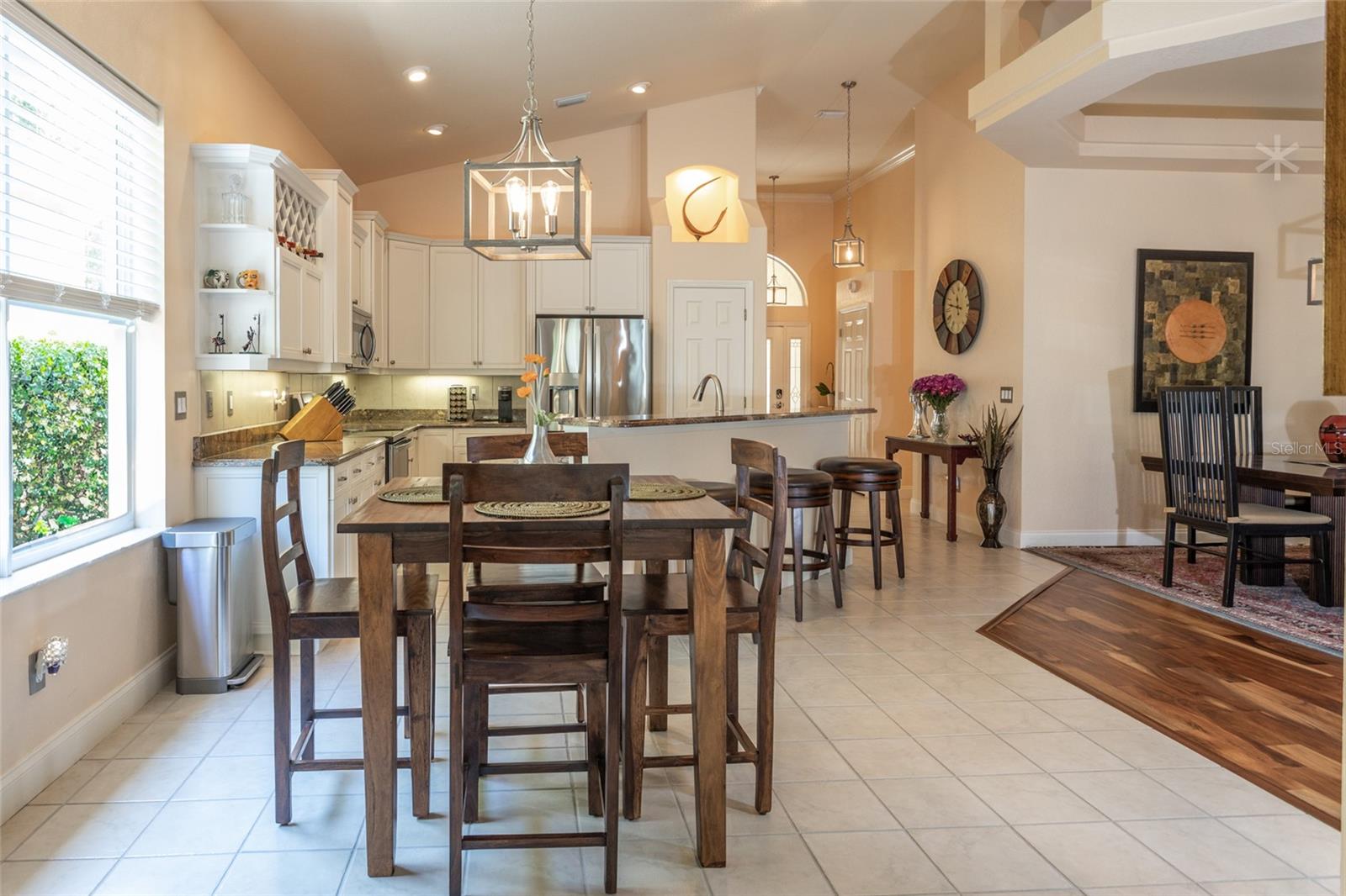 3 VILLAGE VIEW DR