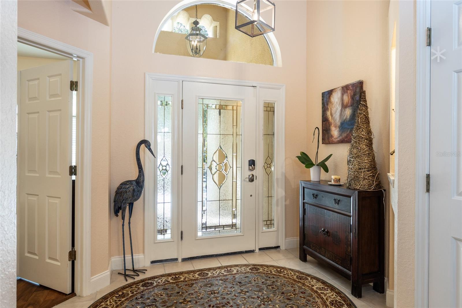 3 VILLAGE VIEW DR