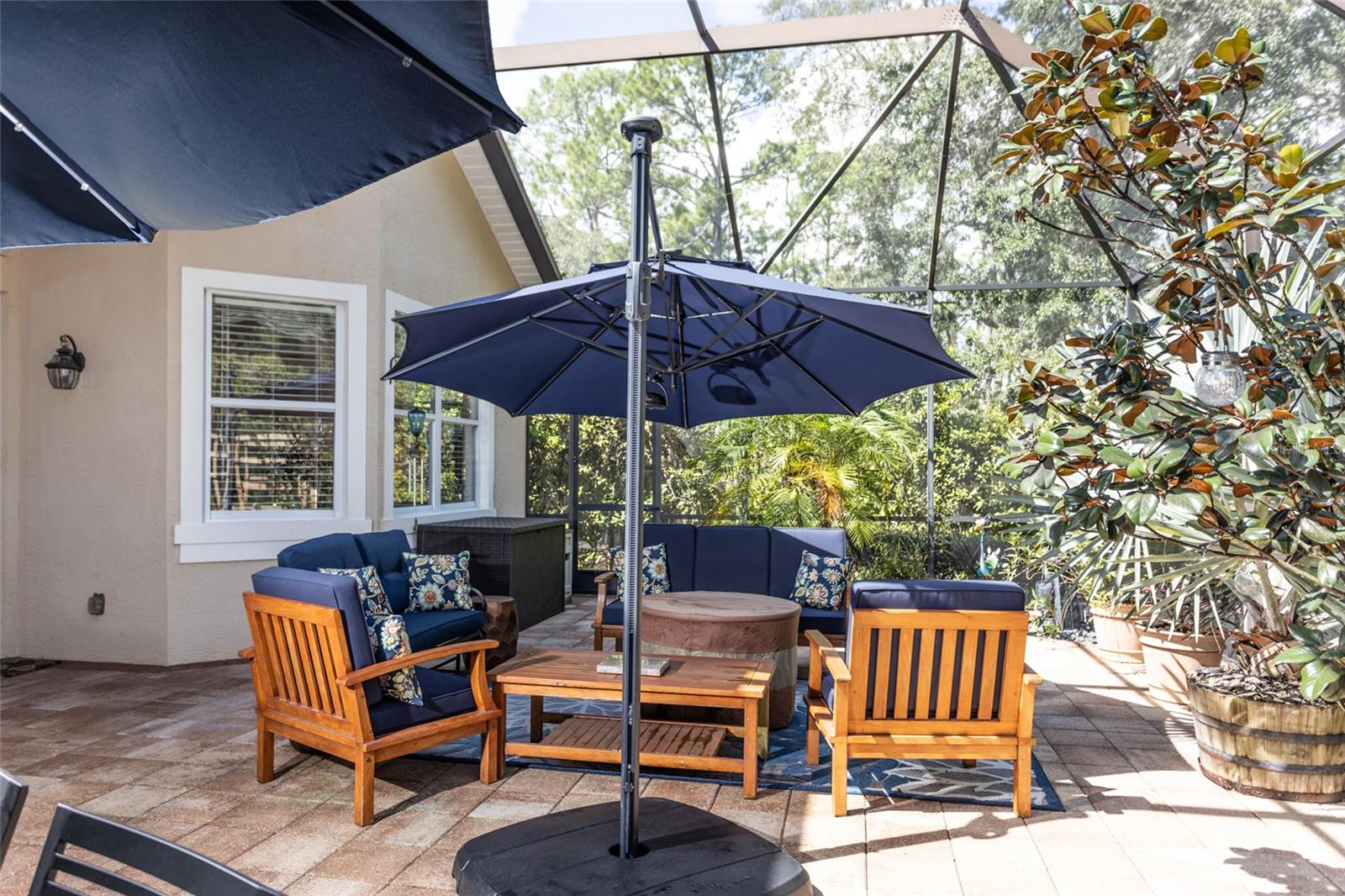 3 VILLAGE VIEW DR
