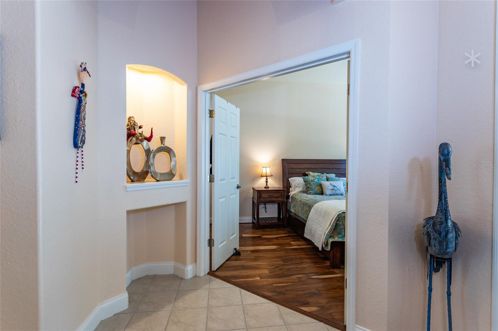3 VILLAGE VIEW DR