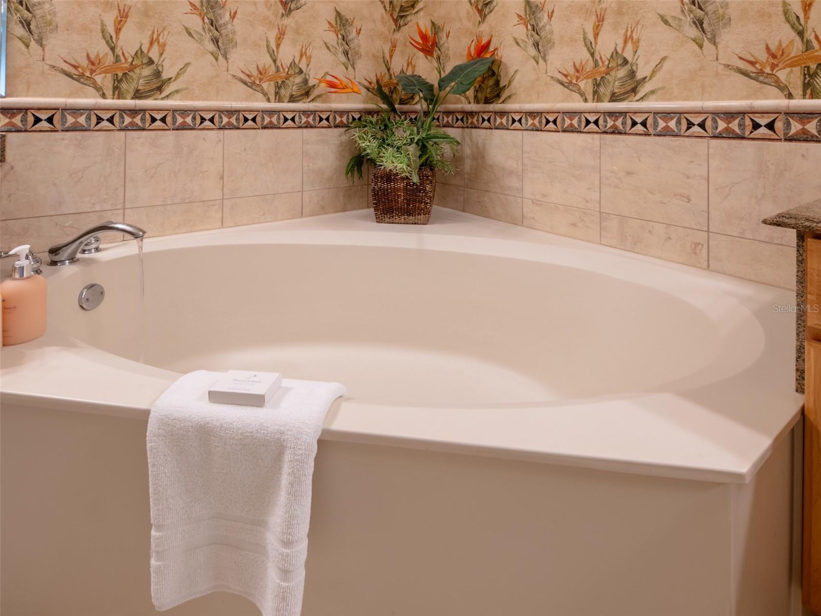 200 OCEAN CREST UNIT 1012 DR