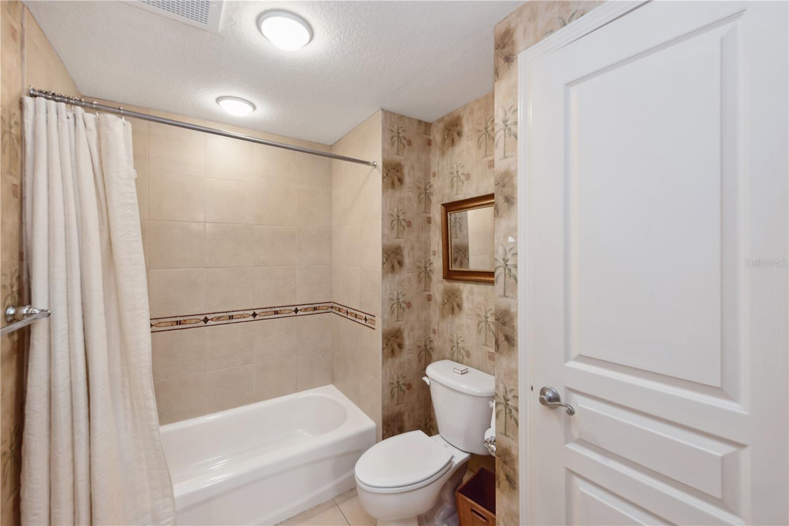 200 OCEAN CREST UNIT 1012 DR